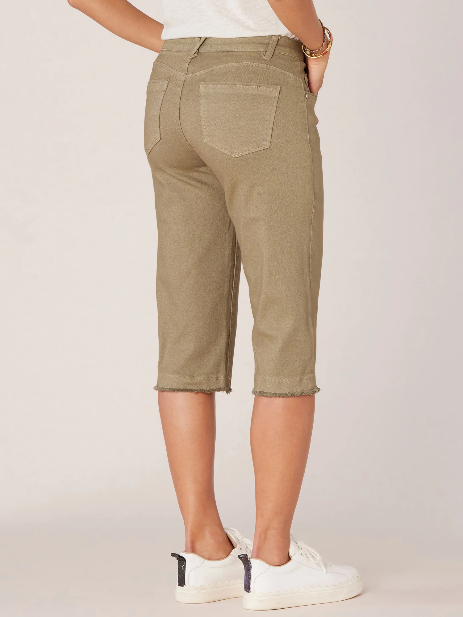 "Ab"solution Mid-Rise Fray Hem Skimmer Pant - Image 8