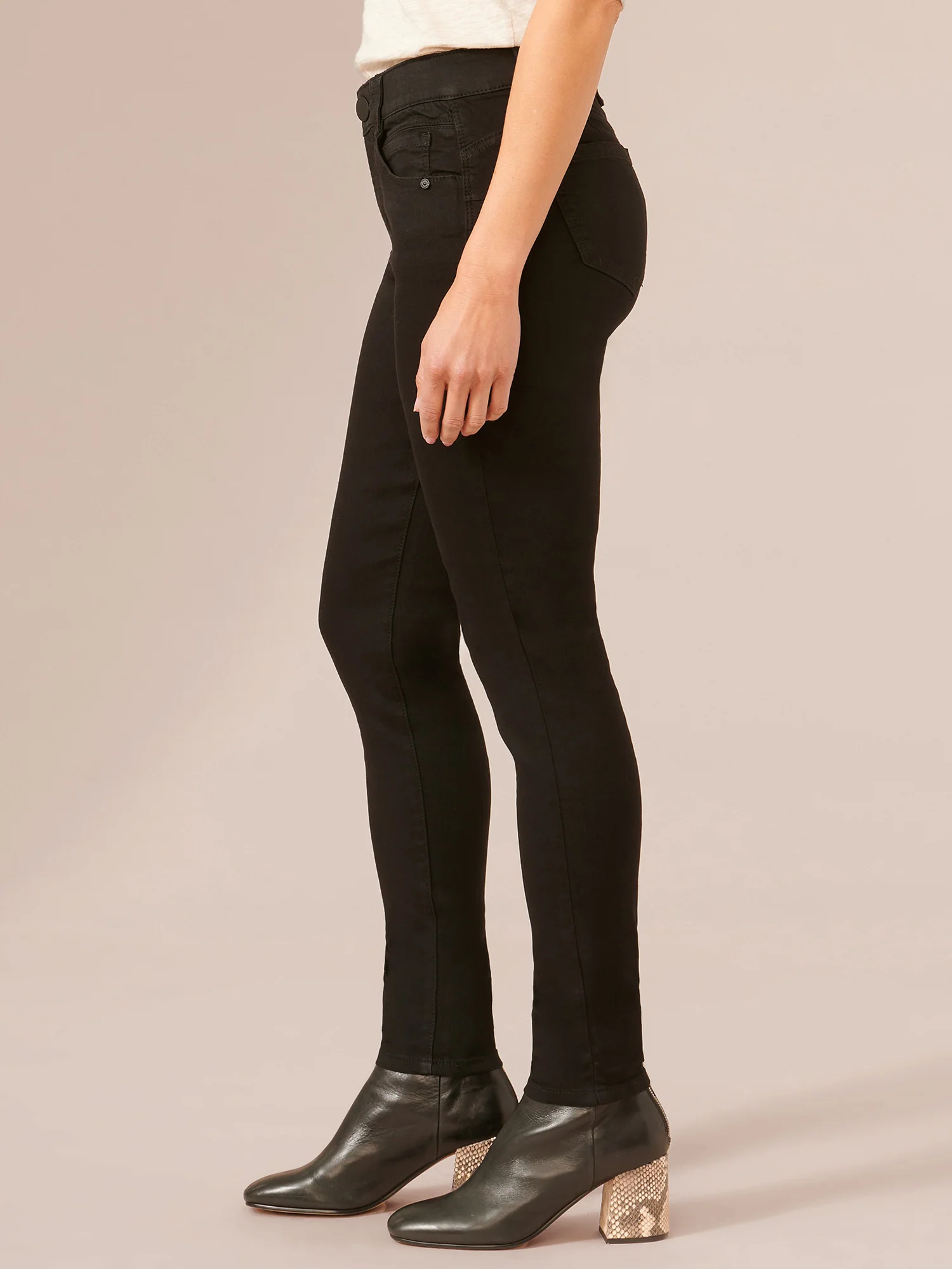 Stretch Black Denim "Ab"solution® Petite Jegging - Image 3