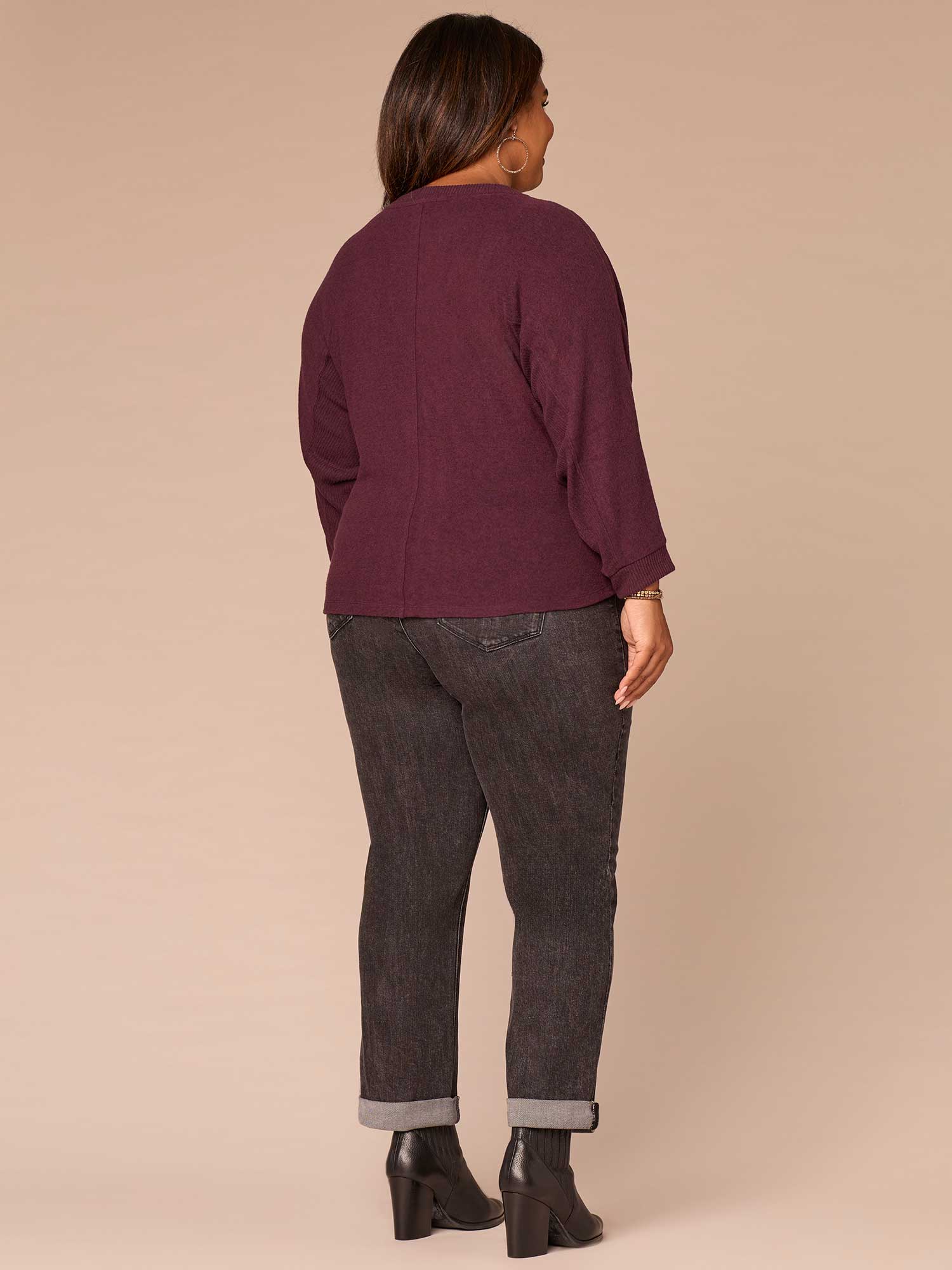 Three Quarter Sleeve Mandarin Collar Twist Hem Plus Size Knit Top - Image 9